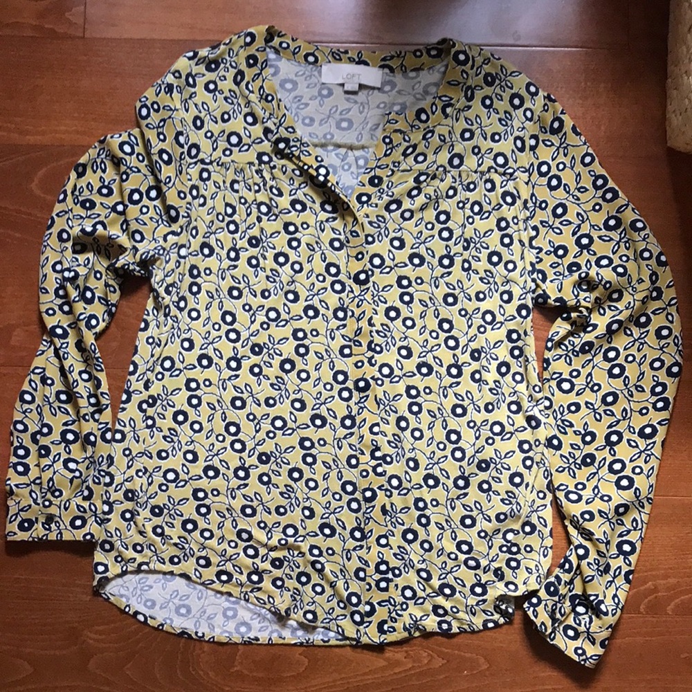 Loft size M blouse.
